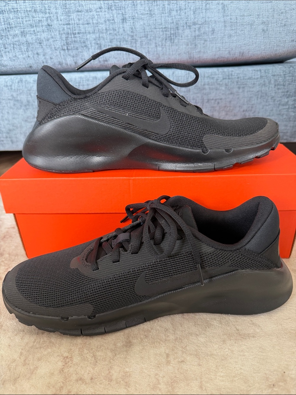 Nike Women’s Flex Train All-Black Mesh Training Sneakers - Picture 2 of 6